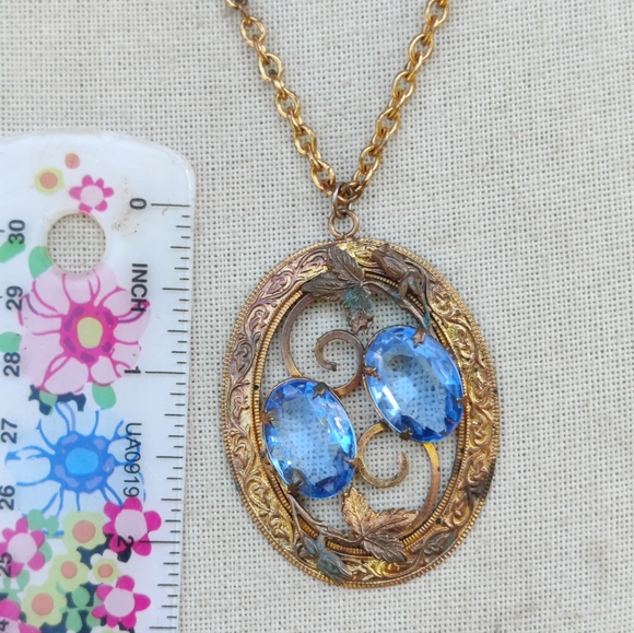 Antique Victorian Czech glass floral pendant necklace - Picture 4 of 10